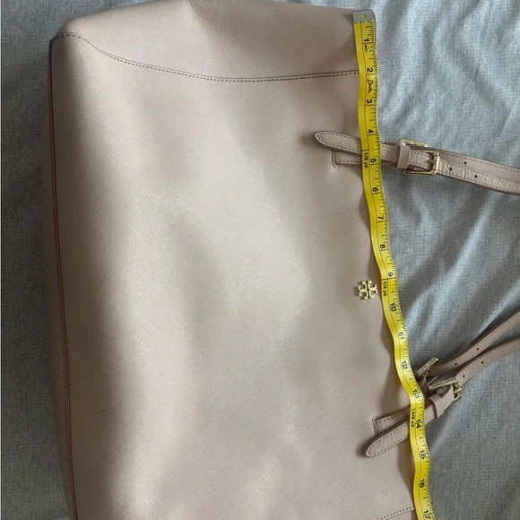 Tory Burch Beige Tote Bag - Picture 9 of 9